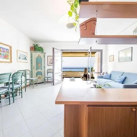 La Terrazza Sul Mare Cavi di Lavagna