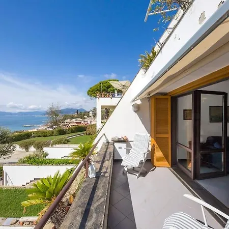 La Terrazza Sul Mare Apartment